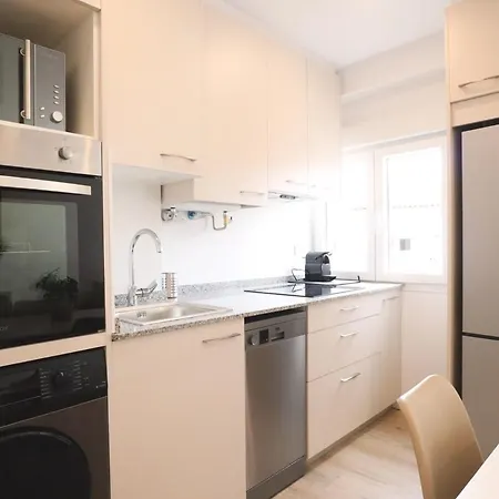 Notel Club - Encantador Pinares * 산탄데르